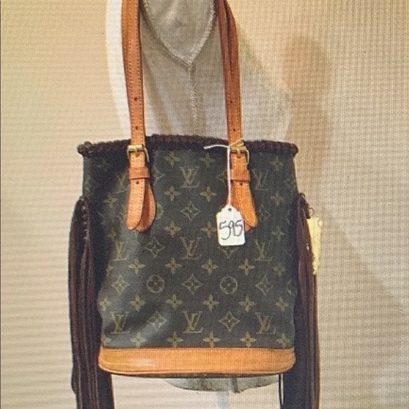 Louis Vuitton Handbags - Louis Vuitton tote bag